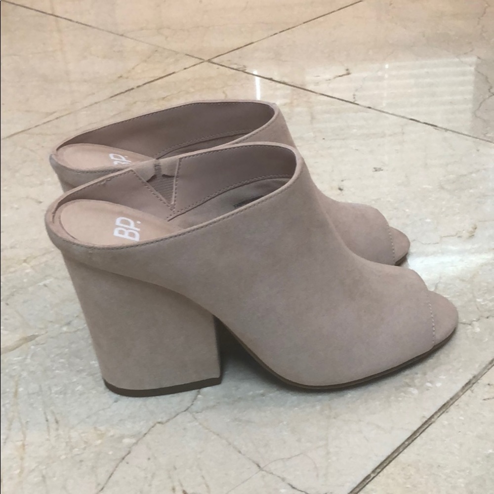 Blush suede peep toe